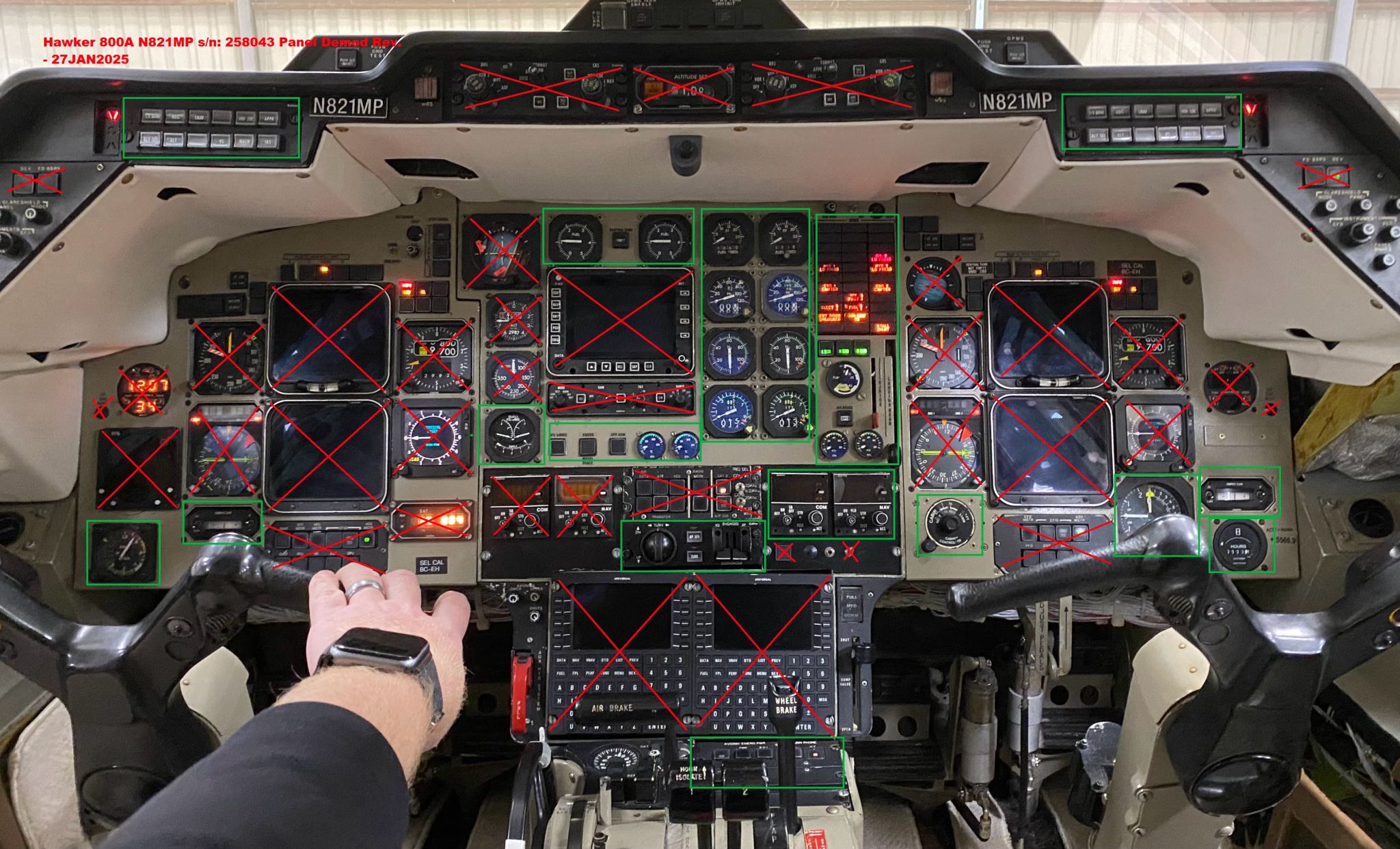 Luke Gomoll Hawker 800A Before